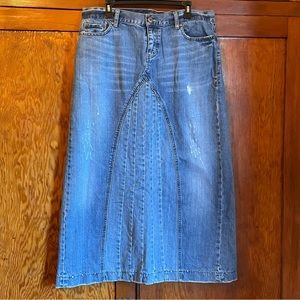 CCO💲⬇️ Old Navy Special Edition Jean Skirt EUC
